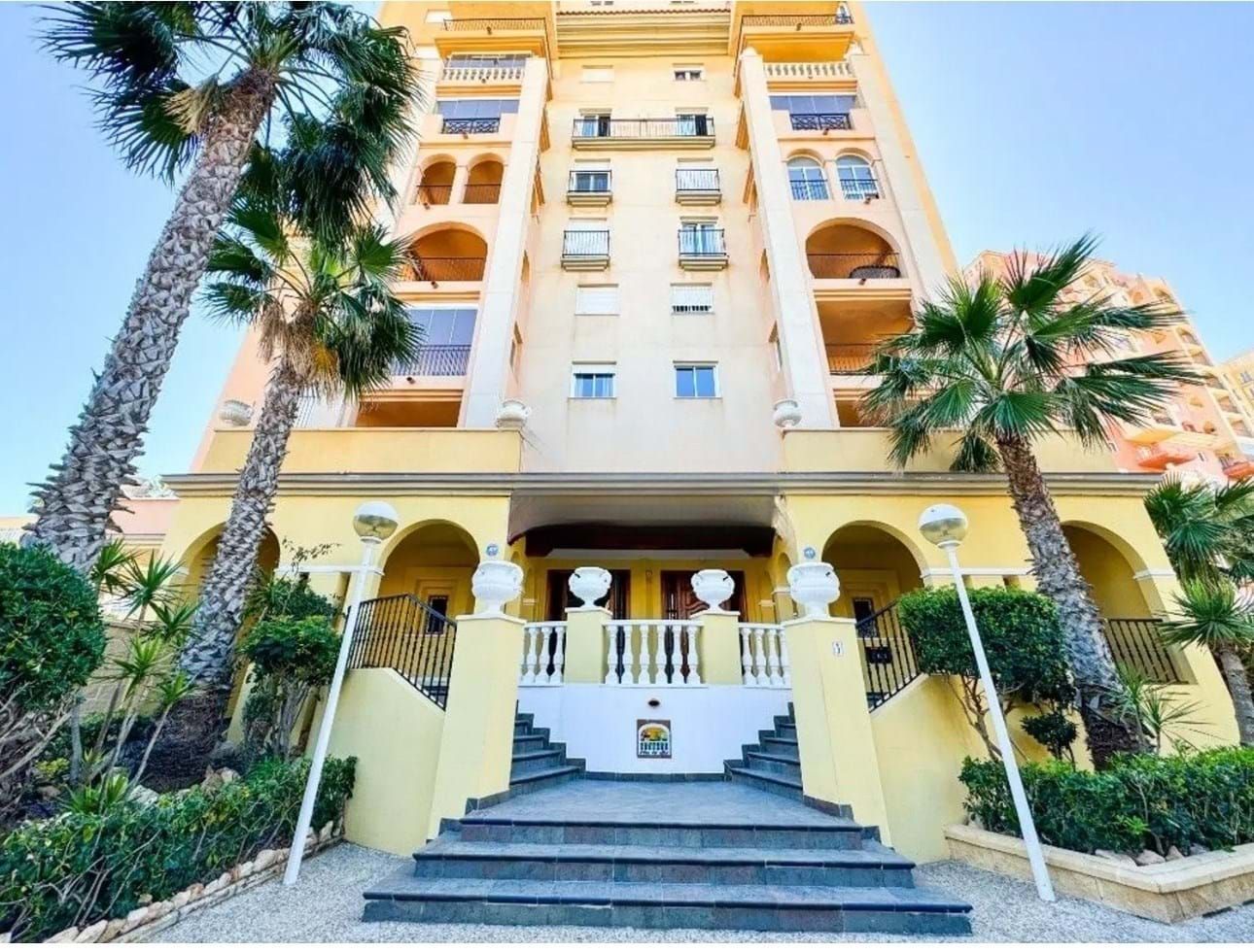 3 bedrooms Apartment in Torrevieja, Spain No. 92429