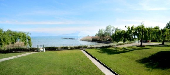 2 Schlafzimmer Wohnung in Sirmione, Italy, Nr. 210669 3