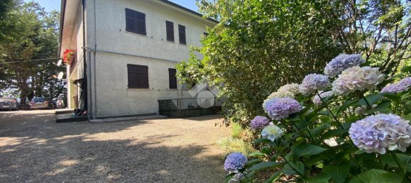 3 rooms Apartment in Torriglia, Italy No. 147882 2