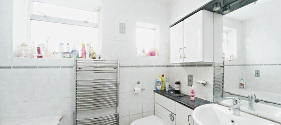 4 bedrooms House in London, United Kingdom No. 11584 9