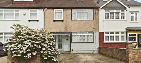 4 bedrooms House in London, United Kingdom No. 11584 2