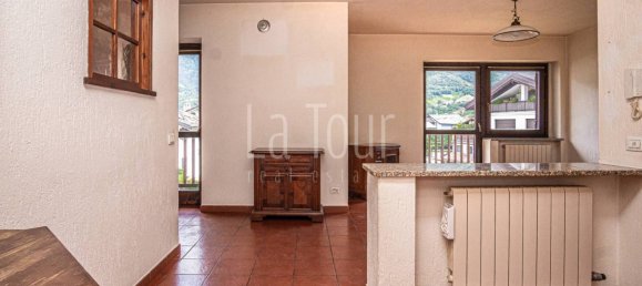 Квартира с 2 спальнями в Сен Пьер, Италия № 348064 2