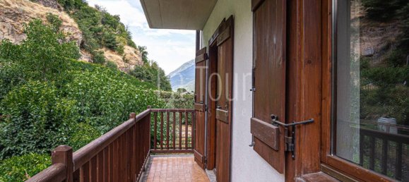 Квартира с 2 спальнями в Сен Пьер, Италия № 348064 10