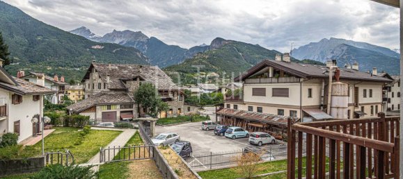 Квартира с 2 спальнями в Сен Пьер, Италия № 348064 15