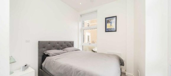 1 bedroom Apartment in London, United Kingdom No. 10204 7