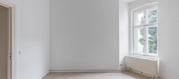 Квартира с 2 комнатами в Лихтенберг, Германия № 246330 5