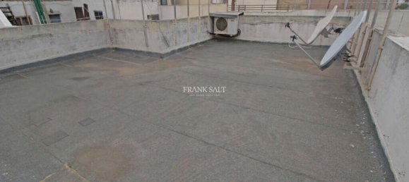 3 bedrooms House in Attard, Malta No. 11221 9