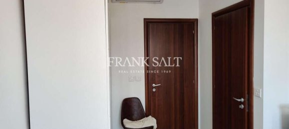 2 bedrooms Penthouse in Marsalforn, Malta No. 5779 12