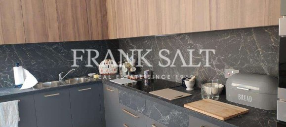 2 bedrooms Penthouse in Marsalforn, Malta No. 5779 18