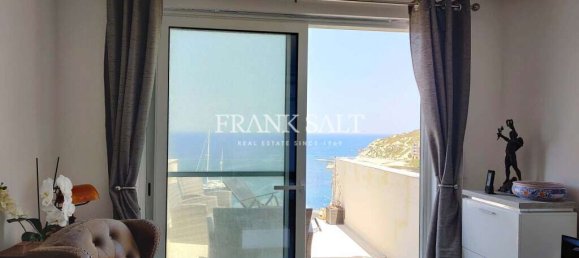 2 bedrooms Penthouse in Marsalforn, Malta No. 5779 7