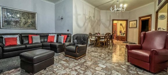4 rooms Apartment in Rome, Italy No. 147766 4