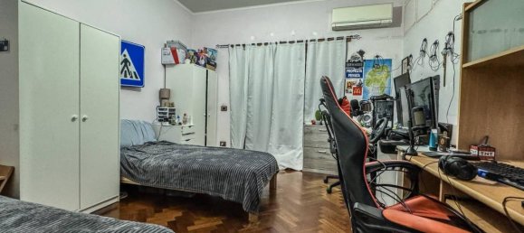 4 rooms Apartment in Rome, Italy No. 147766 19