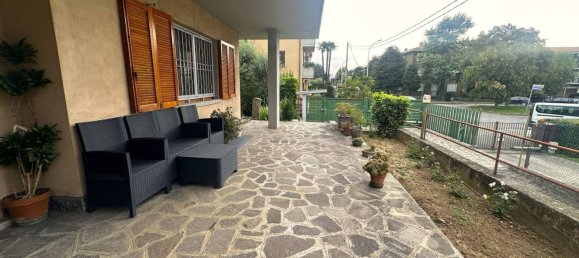5 rooms Villa in Dalmine, Italy No. 258843 6