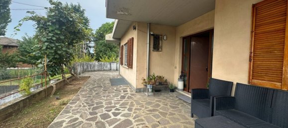 5 rooms Villa in Dalmine, Italy No. 258843 7