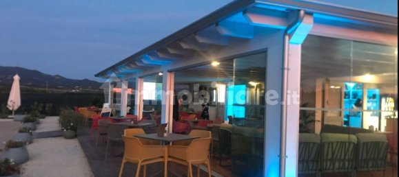 Gewerbliche Immobilie in Badesi, Italy 200m², Nr. 251780 6