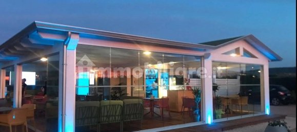 Gewerbliche Immobilie in Badesi, Italy 200m², Nr. 251780 12