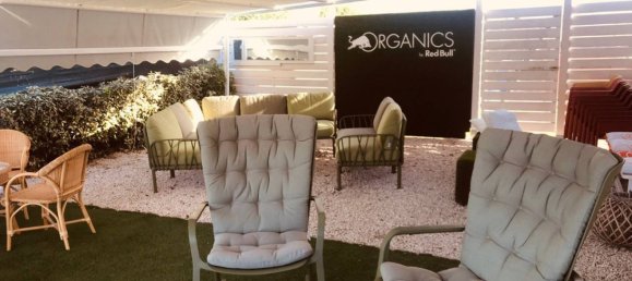 Gewerbliche Immobilie in Badesi, Italy 200m², Nr. 251780 2