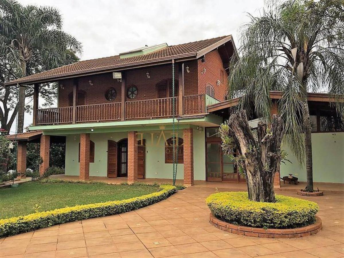 Casa de 4 dormitorios en Sao Paulo, Brazil No. 525940