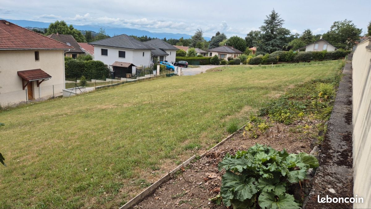  Land in Bonne, France No. 317620