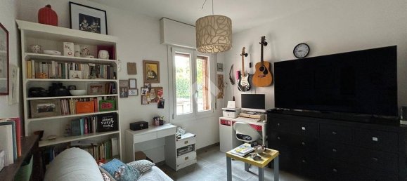 2 Schlafzimmer Wohnung in Formigine, Italy, Nr. 319988 11