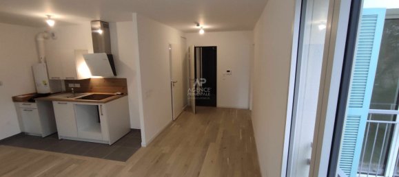 2 chambres Appartement à Le Mesnil-le-Roi, France No. 347056 2