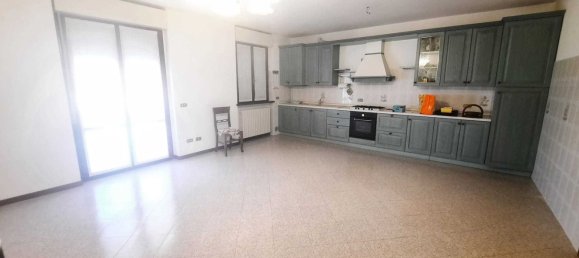 5 Schlafzimmer Wohnung in Cadeo, Italy, Nr. 76809 7