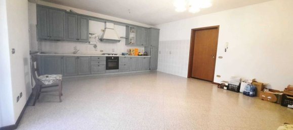 5 Schlafzimmer Wohnung in Cadeo, Italy, Nr. 76809 9
