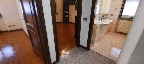5 Schlafzimmer Wohnung in Cadeo, Italy, Nr. 76809 20