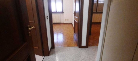 5 Schlafzimmer Wohnung in Cadeo, Italy, Nr. 76809 18