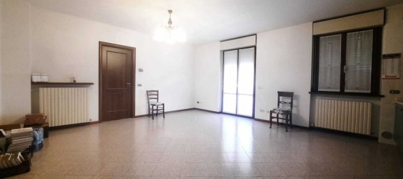 5 Schlafzimmer Wohnung in Cadeo, Italy, Nr. 76809 4