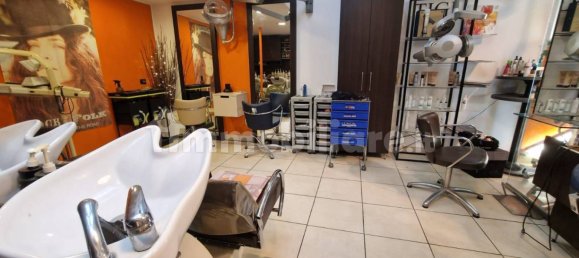 2 rooms Commercial property in Milan, Italy No. 337701 17