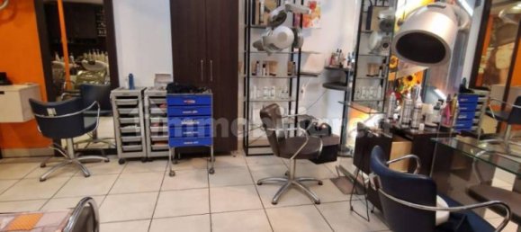 2 rooms Commercial property in Milan, Italy No. 337701 11