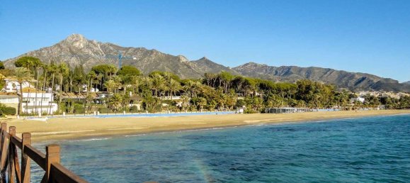 Villa de 5 dormitorios en Marbella, Spain No. 183890 35