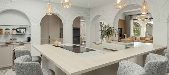 Villa de 5 dormitorios en Marbella, Spain No. 183890 12