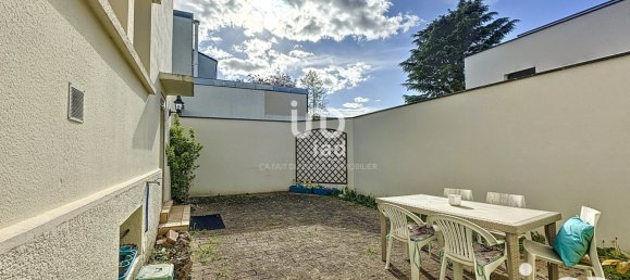 3 bedrooms Townhouse in Reims, France No. 61115 2