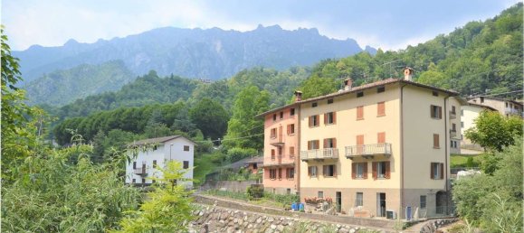 15غرفة منزل في San Giovanni Bianco, Italy رقم 11210 5