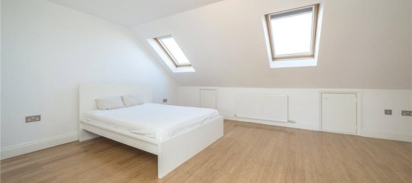 3 Schlafzimmer Haus in London, United Kingdom, Nr. 12702 7