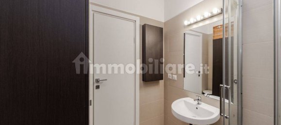 3 Schlafzimmer Wohnung in Milan, Italy, Nr. 260197 3