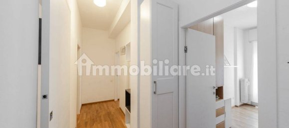3 Schlafzimmer Wohnung in Milan, Italy, Nr. 260197 12
