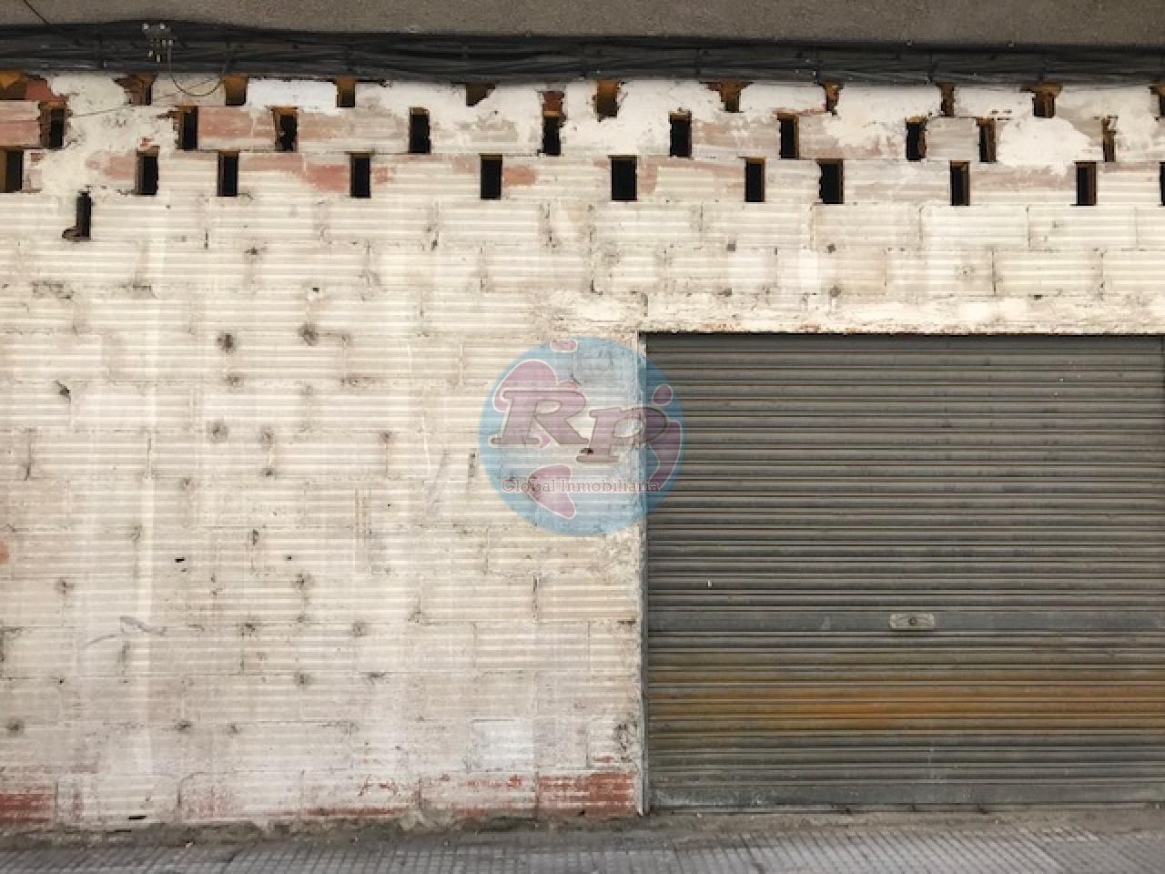 Коммерческая недвижимость 140м² в Леон, Испания № 86586