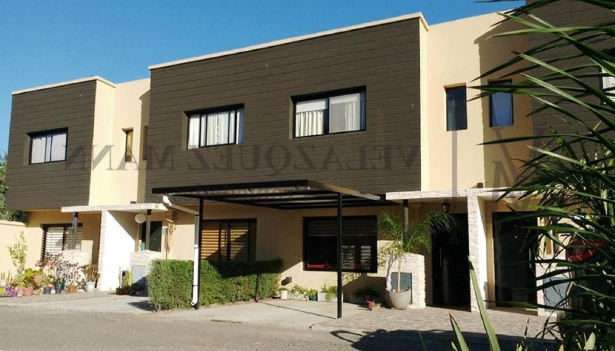 3 bedrooms House in Ezeiza, Argentina No. 85432