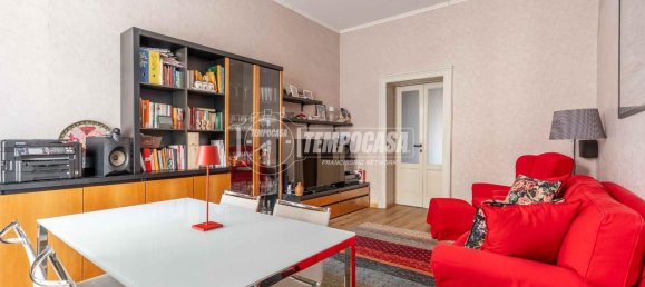 3 rooms Apartment in Milan, Italy No. 247157 5