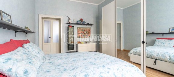 3 rooms Apartment in Milan, Italy No. 247157 16