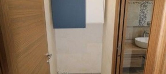 Квартира с 4 спальнями в Бра, Италия № 346741 40