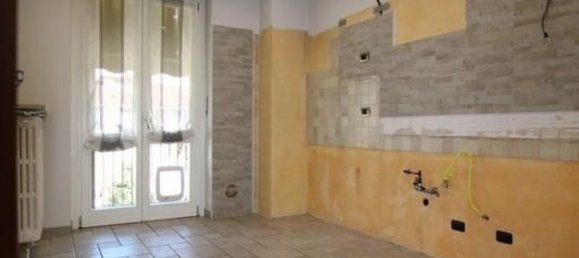 Квартира с 4 спальнями в Бра, Италия № 346741 35