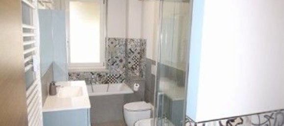 Квартира с 4 спальнями в Бра, Италия № 346741 58