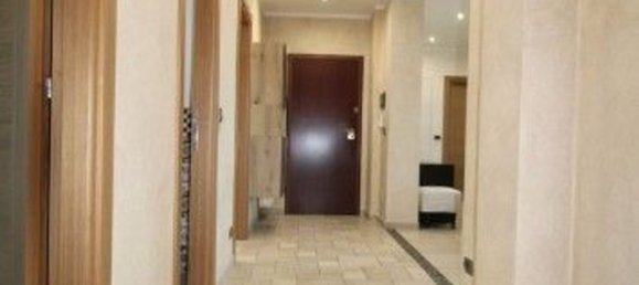 Квартира с 4 спальнями в Бра, Италия № 346741 61