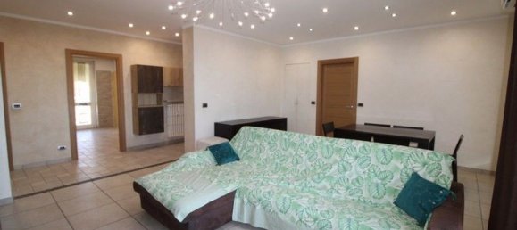 Квартира с 4 спальнями в Бра, Италия № 346741 4