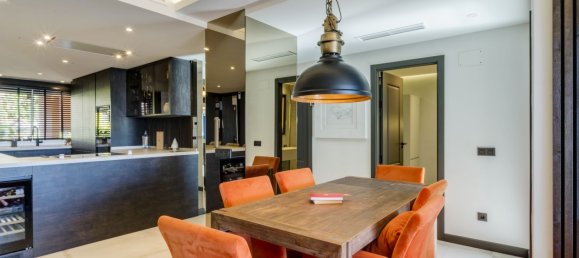 4 bedrooms Apartment in Marbella, Spain No. 138383 4