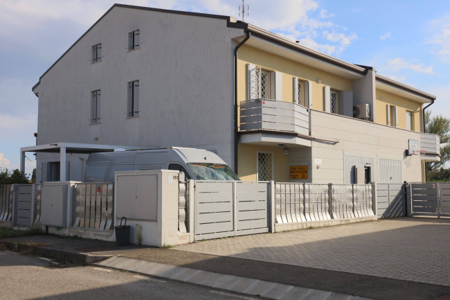 3 bedrooms Castles in Castello d'Argile, Italy No. 337292